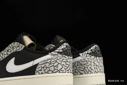 1 Jordan Retro Black Low OG Cement 1031